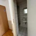 فندق Zimmer-bad-tv-kuehlschrank-14