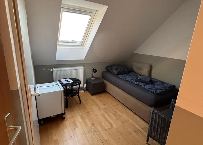 Zimmer-bad-tv-kuehlschrank-14 Meine